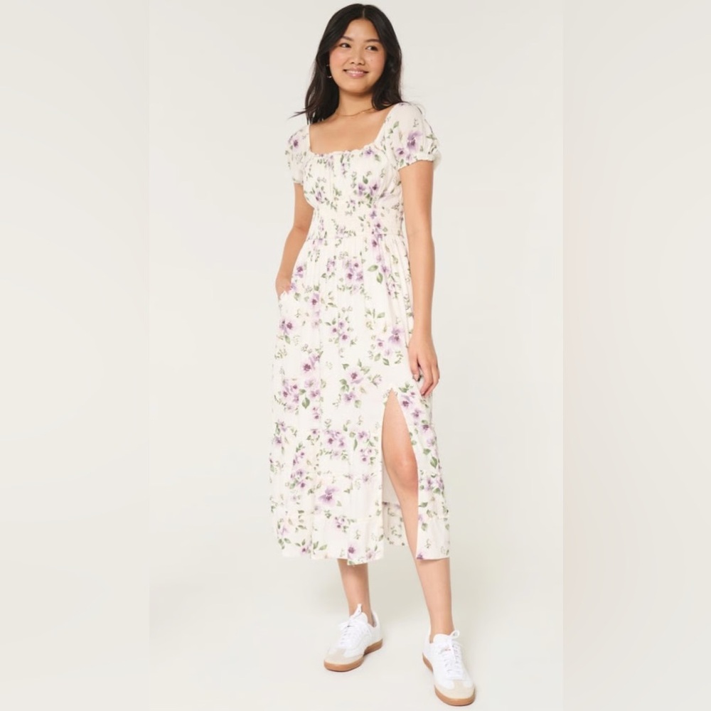 Hollister White Ruffled Tiered Midi floral dress